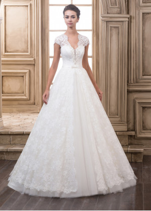 Cap Sleeves Lace Tulle Beaded Wedding Dress Wedding Gown